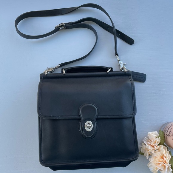 Coach Vintage Leather Station In Black - Picture 14 of 16